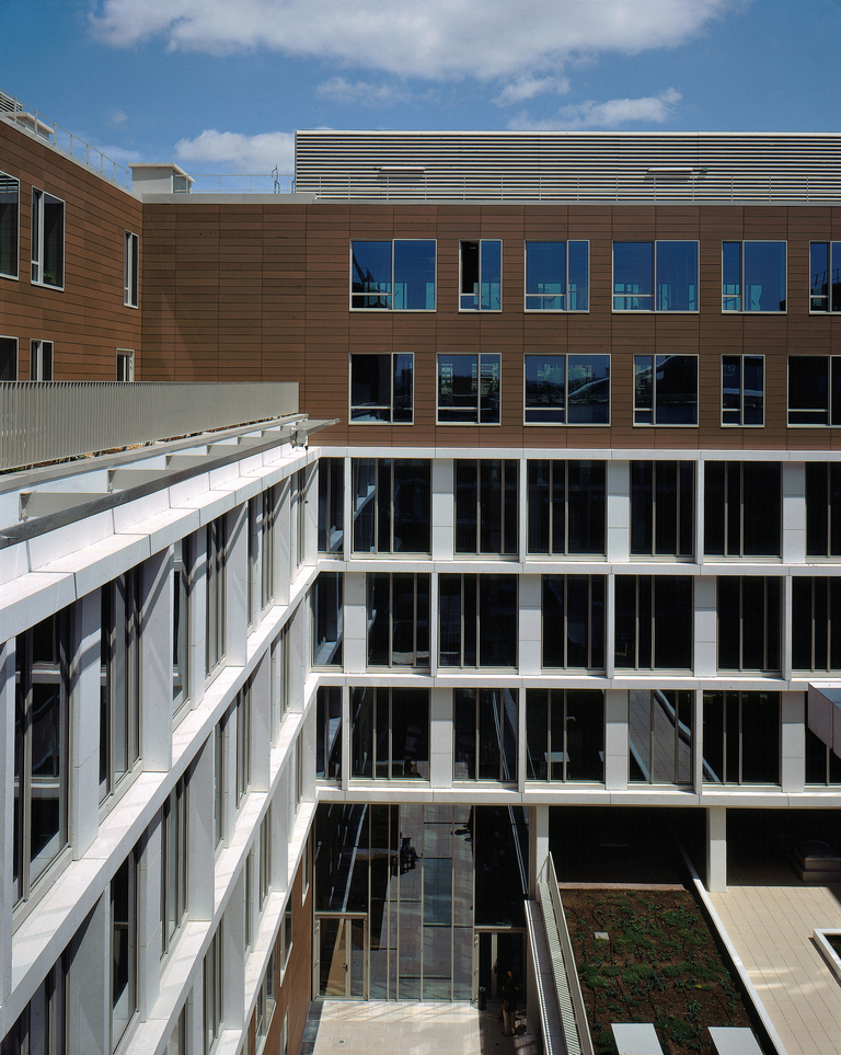 Baaum - Alstom St Ouen_RR&A∏Olivier Wogenscky_R008_Scan HD.jpg