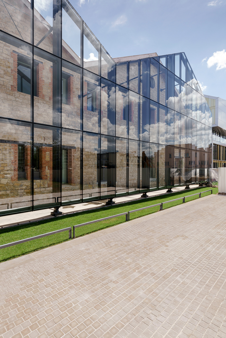 Baaum - Reichen et Robert associes-La Grande Halle Gerland-Lyon-02178.jpg