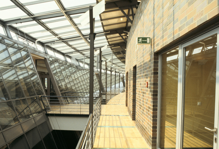 Baaum - RRA_BERNARD REICHEN_OBERHAUSEN_ALLEMAGNE_COURSIVE_001.jpg