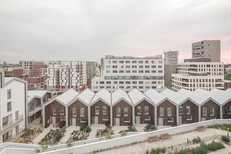 Baaum - CARRA_21043LBR_H0A7224@G-web.jpg