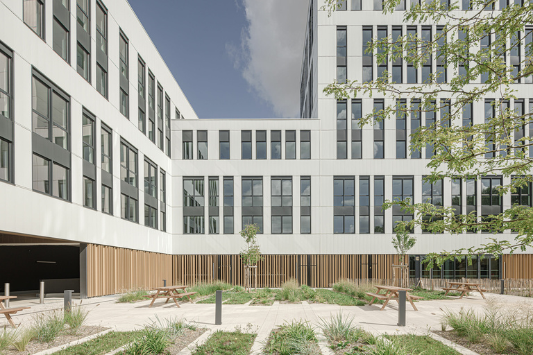 Baaum - CARRA_18082BNI_H0A8843@G-web.jpg