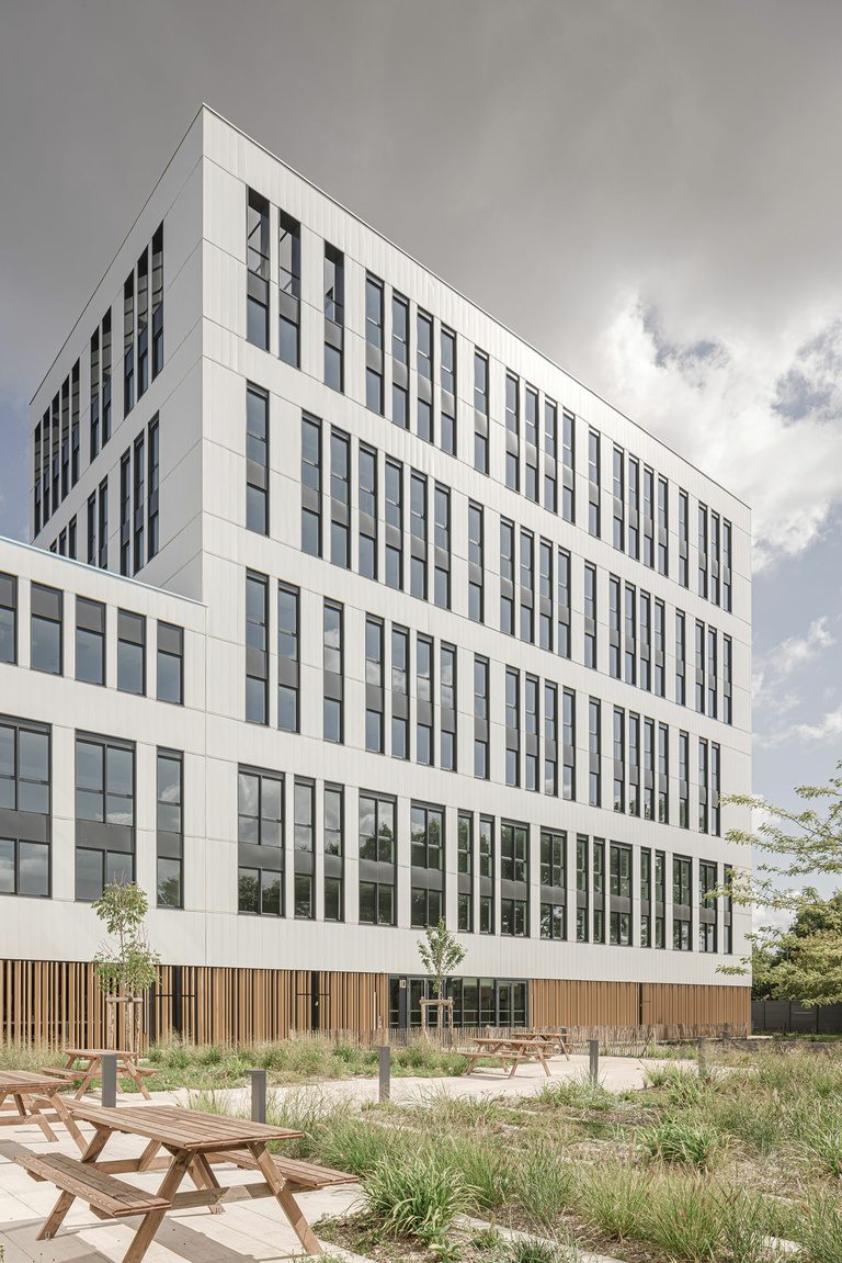 Baaum - CARRA_18082BNI_H0A8832@G-web.jpg