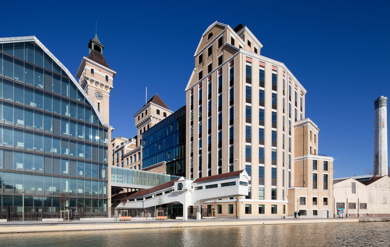 Baaum - Les Grands moulins de Pantin